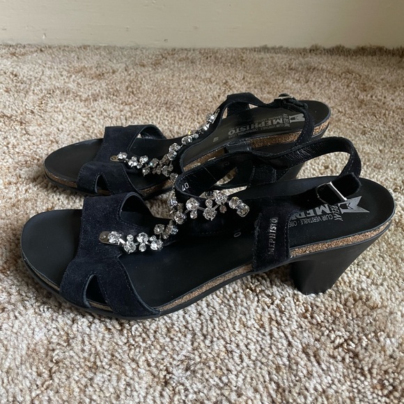 Mephisto Women’s Size 40 Wedge With Gems Leather Black Vacation Summer Office - Picture 7 of 13
